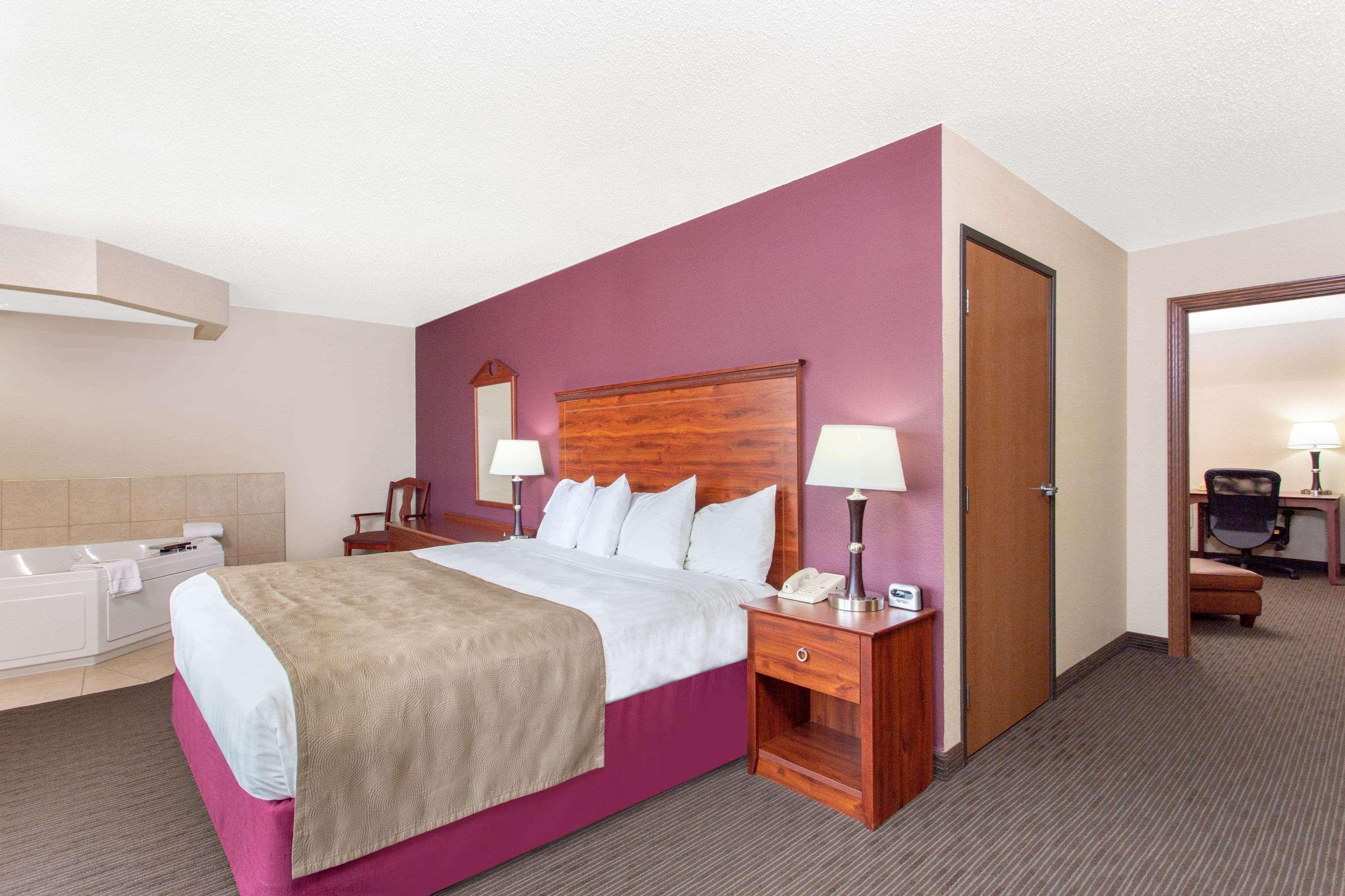 Americinn By Wyndham New London Exterior foto